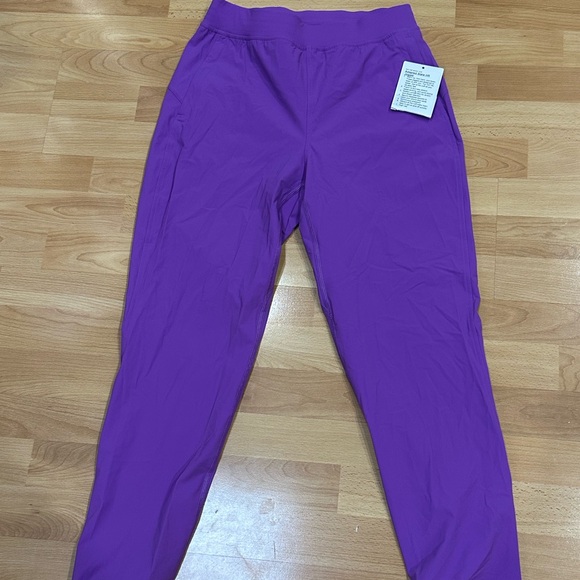Brand New Lululemon Adapted State Jogger - Picture 1 of 9